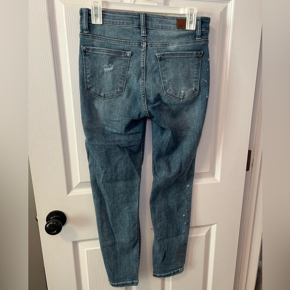 Judy Blue Distressed Relaxed Fit Women Jeans Size 9/29 - Picture 4 of 9